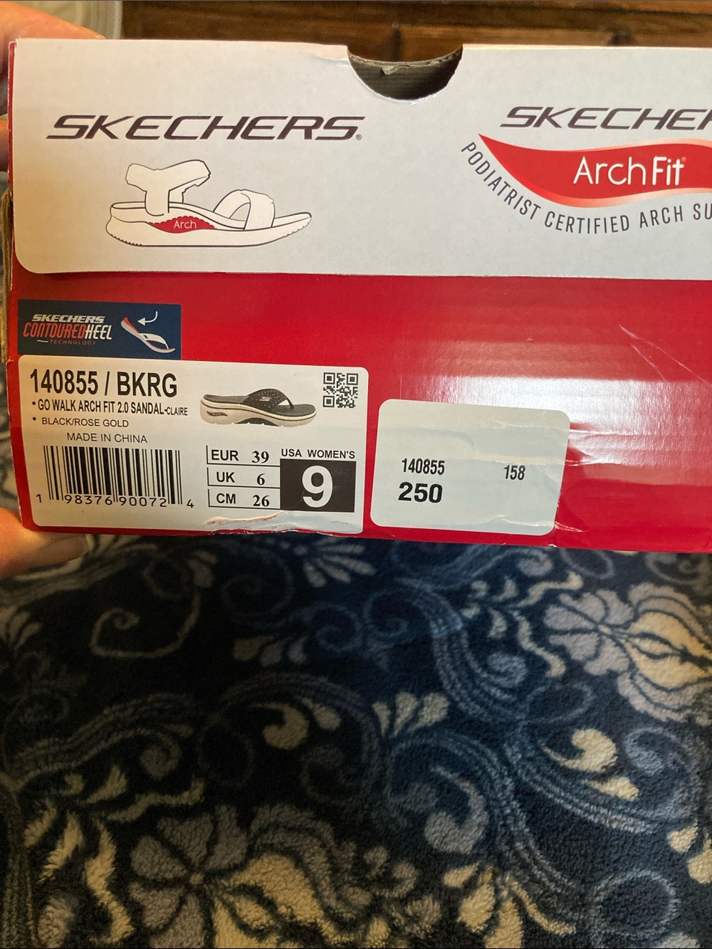 Skechers Black Sparkle Arch Fit Thong Sandals - Picture 6 of 7